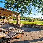 Villa Capri Villa *